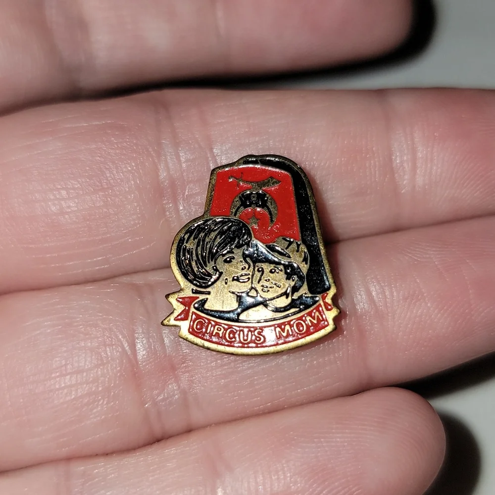 Pin - Picture 3 of 3